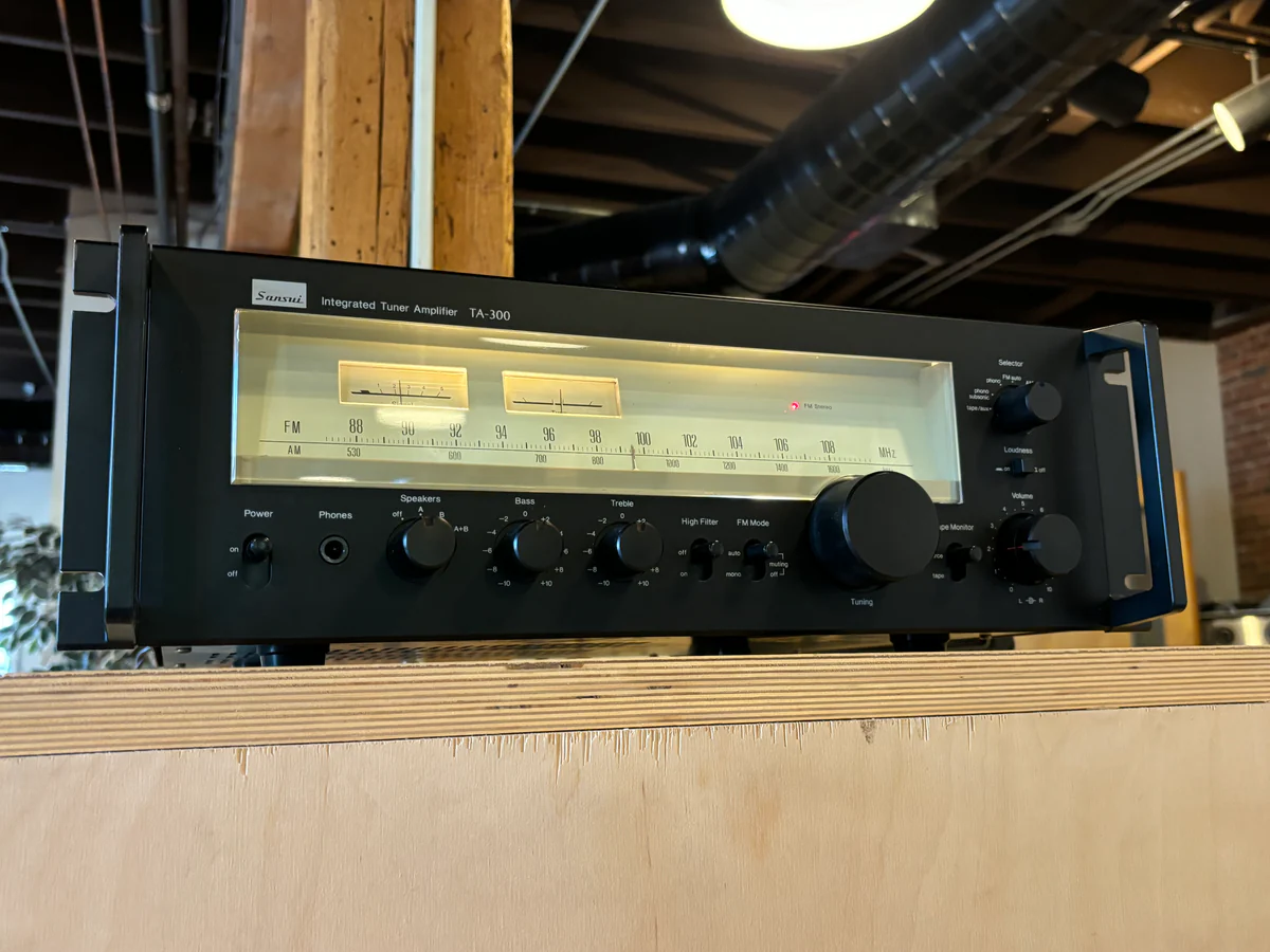 Sansui, TA-300... ALL the Classic Sansui Business!