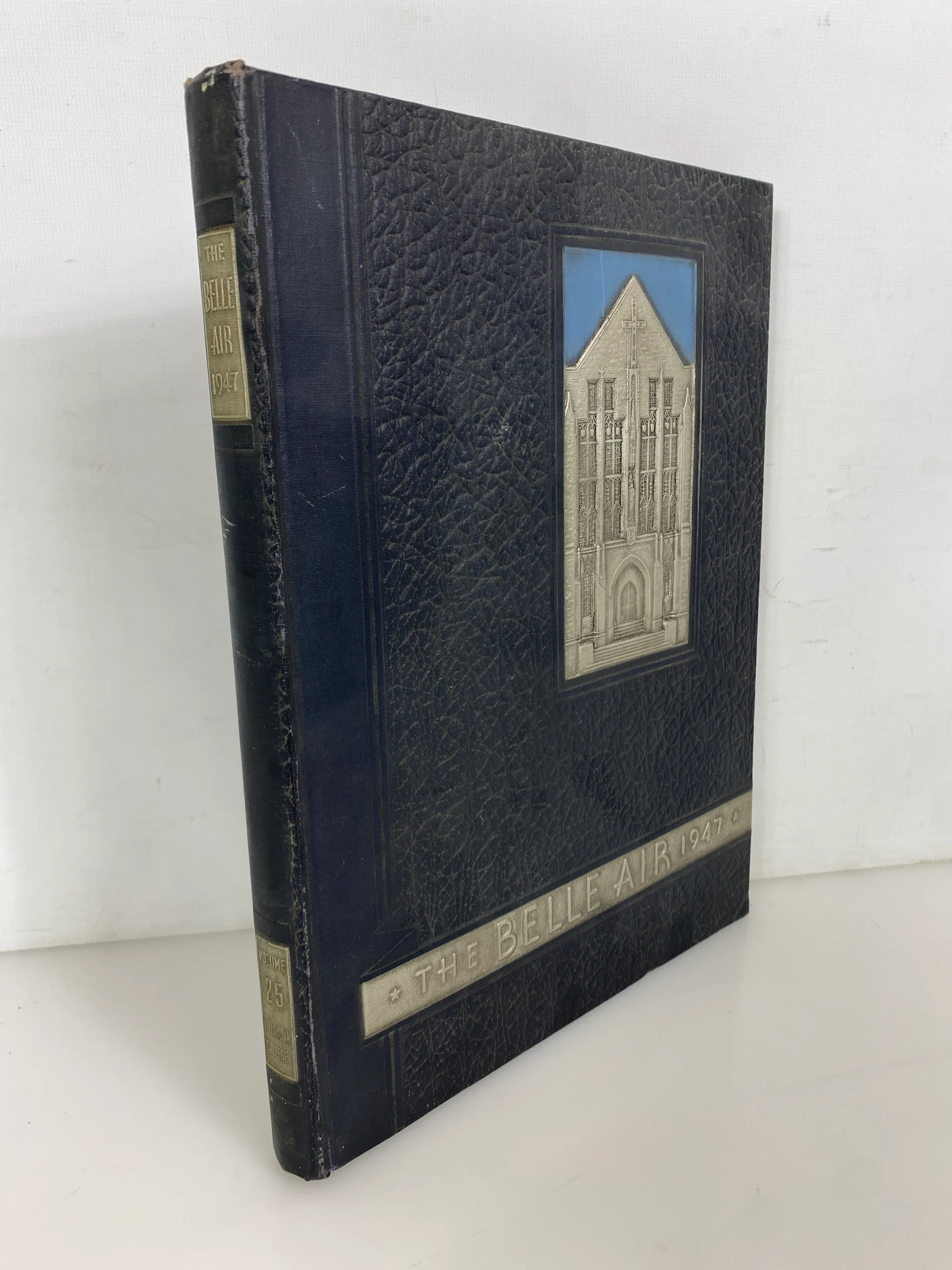 1947-villanova-college-yearbook-belle-air-villanova-pennsylvania-hc.webp 1947 Villanova College Yearbook "Belle Air" Villanova Pennsylvania HC