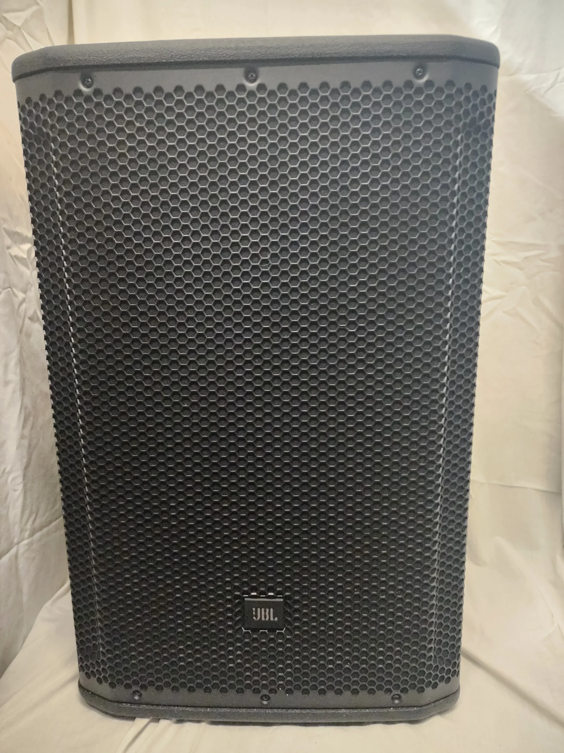 20240229_081834.webp JBL Professional SRX812P Portable 2-Way Bass Reflex Self-Powered Speaker