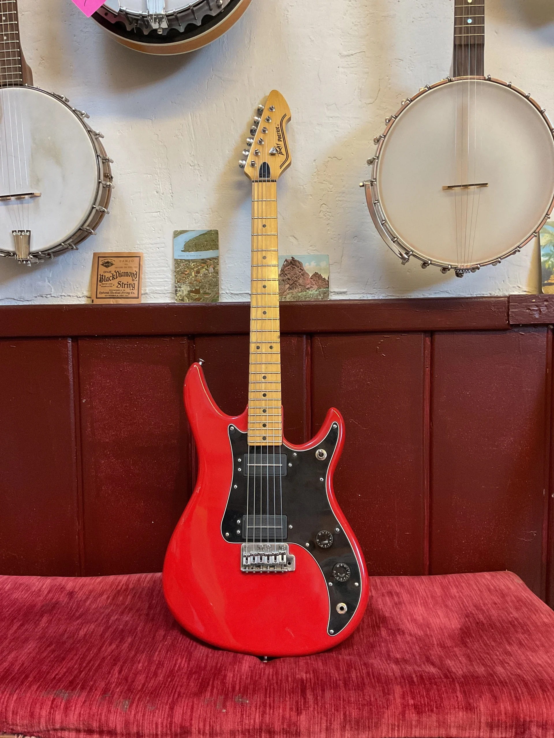 527537DF-161F-475F-9B08-CE60C74C4DF7.webp Peavey Patriot Electric Guitar