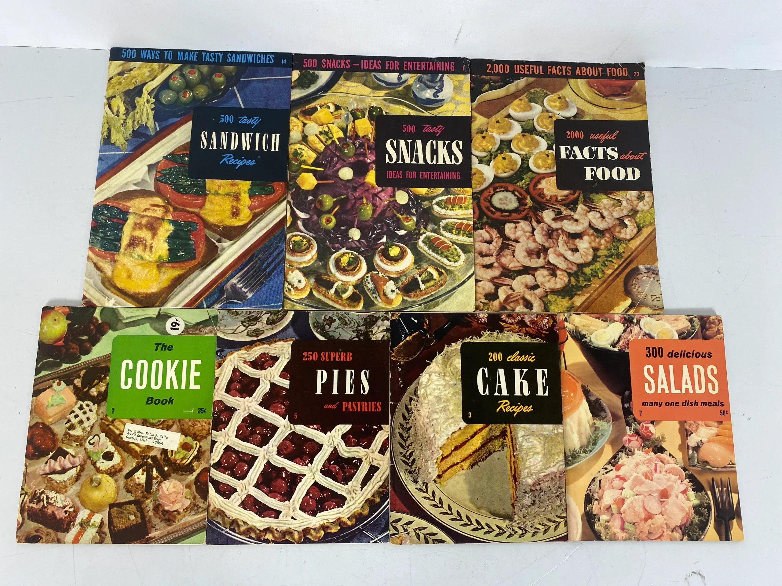 7-vintage-culinary-arts-institute-books-incl-cakesaladssnackssandwiches-sc.webp 7 Vintage Culinary Arts Institute Books incl Cake/Salads/Snacks/Sandwiches SC