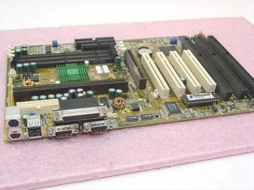ASUS P2BSlot 1 System Board