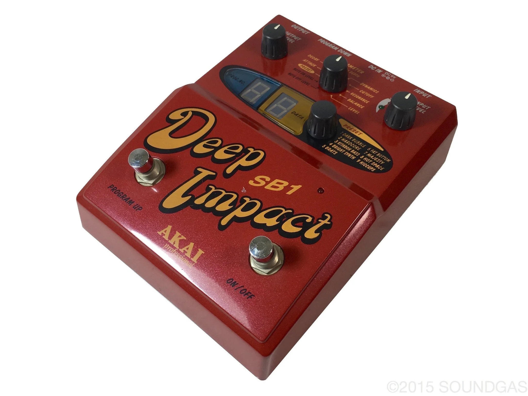 Akai-Deep-Impact-Bass-Synth-Cover-1.webp AKAI DEEP IMPACT SB-1 Bass Synthesizer Pedal