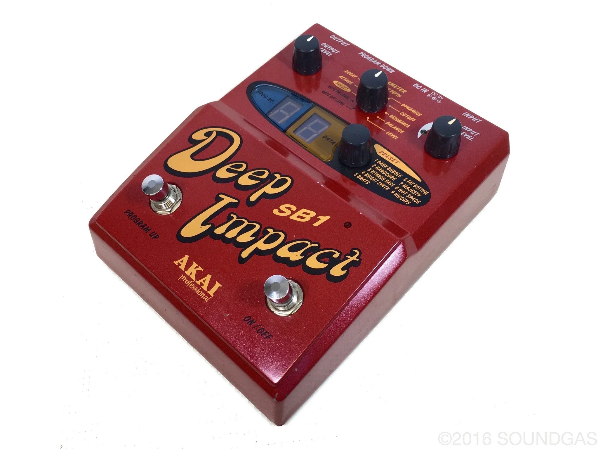 Akai-Deep-Impact-SB-1-Bass-Synthesizer-Cover-1.webp Akai Deep Impact SB-1 Bass Synthesizer Pedal (Boxed)