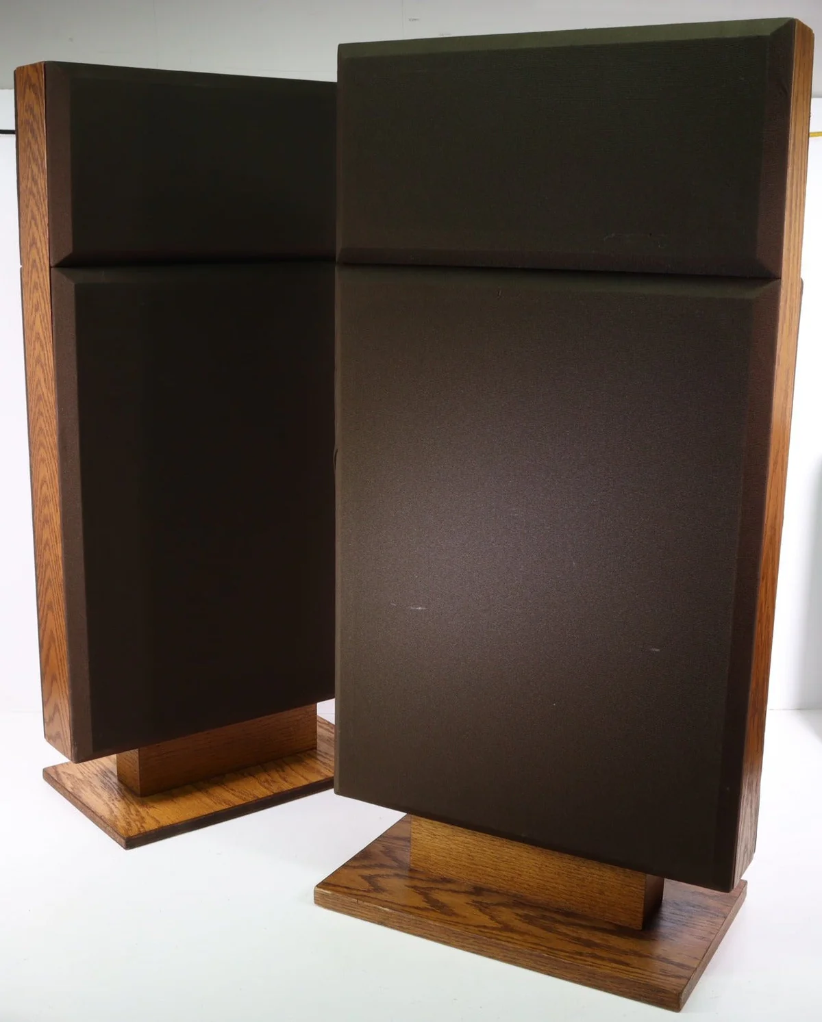 BES Bertagni SM275 Vintage Floorstanding Speaker Pair