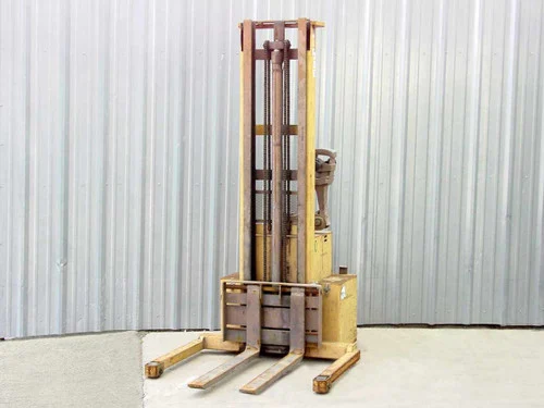 Big Joe PDM 20-154Straddle Truck Fork Lift