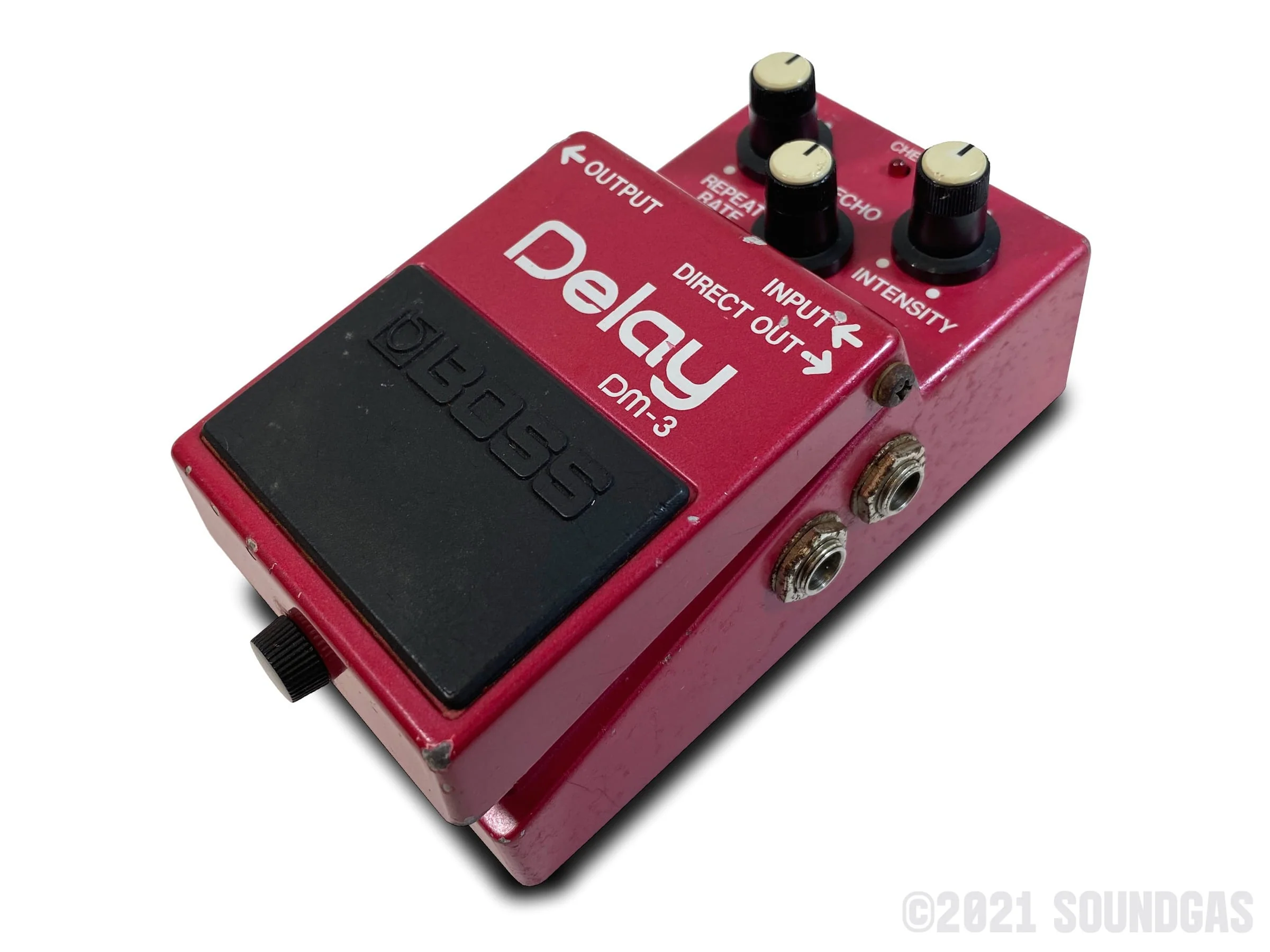 Boss-DM-3-Delay-BC1657-Cover-2.webp Boss DM-3 Delay