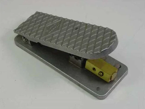 Clippard B-12401Foot Pedal