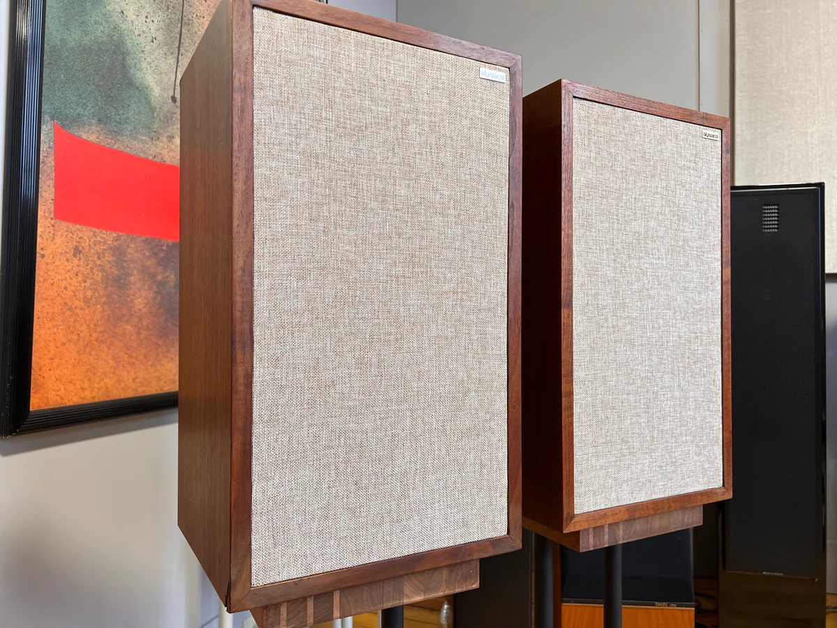 Dynaco A25 Speakers - Timeless Classics