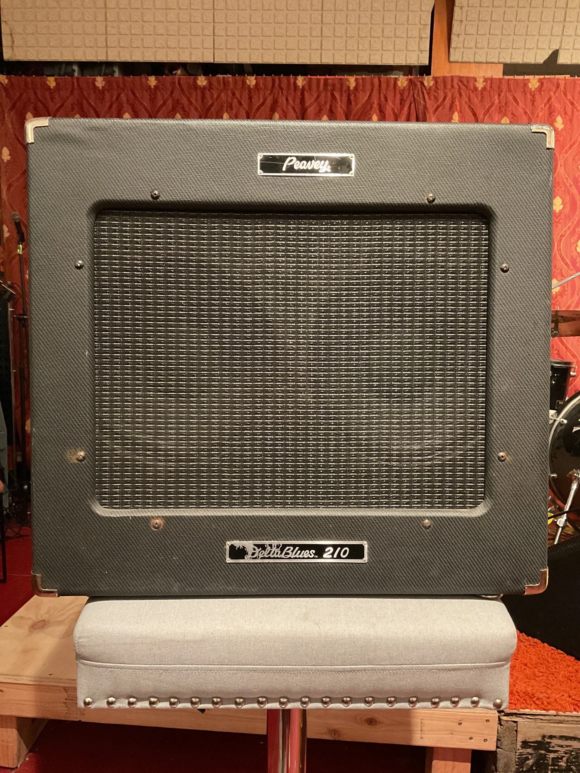 E37D0F49-BCF9-4B22-9D21-9C4241BC9D3C.webp Peavey Delta Blues 210 Tube Amp