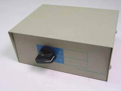 Generic 2 way switch15 Pin VGA - PS/2 Mouse - Keyboard Data transfer