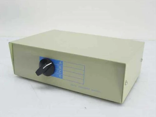 Generic 4 Way15 Pin/9 Pin /AT Data Transfer Switch