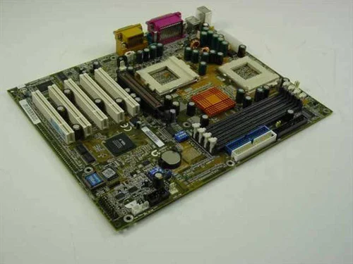 Gigabyte GA-6VXD7 rev 1Dual Socket-370 Pentium 3 processors up to 1 GHz m
