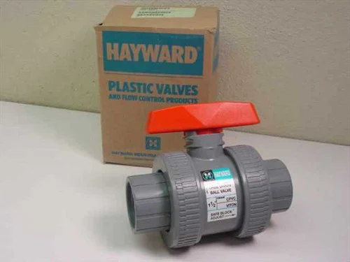 Hayward LB134True Union Ball Valve 1 1/2" CPVC Viton