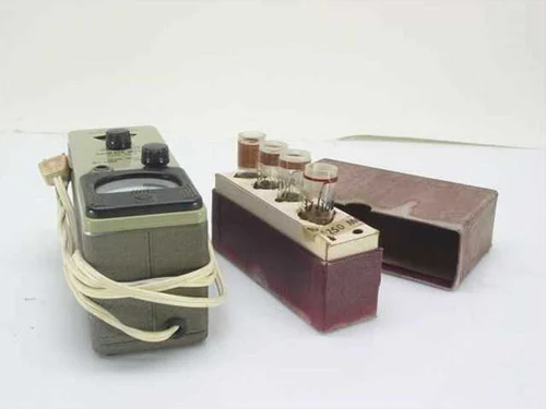 Heathkit GD-1BGrid Dip Meter & 4 100-250 MC coils