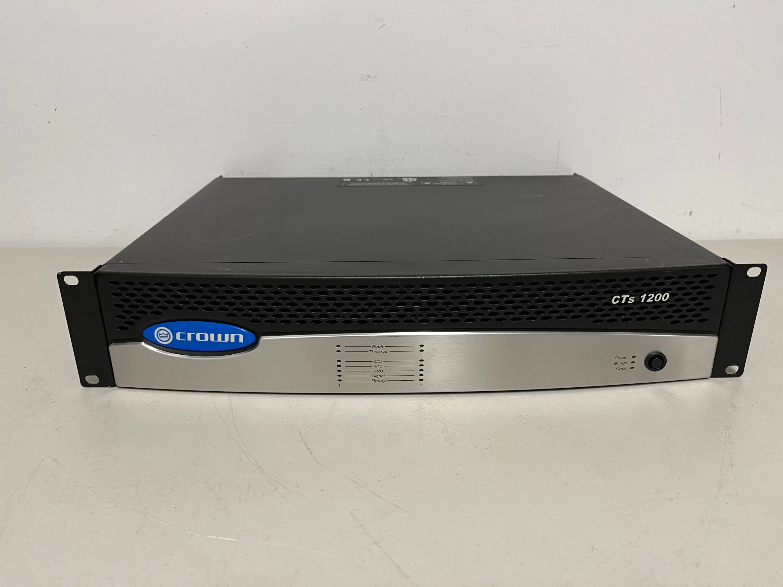 Crown CTS 1200 2 Channel Power Amplifier