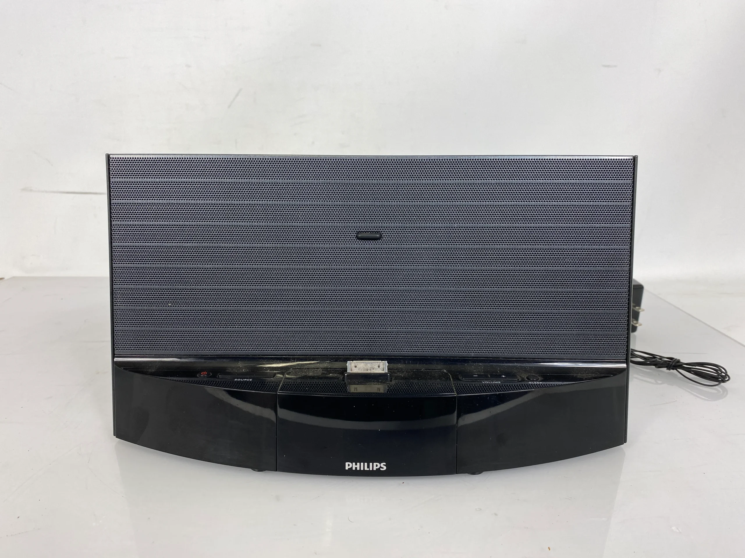 Philips AJ7040D/37 Docking Station for iPhone/iPod