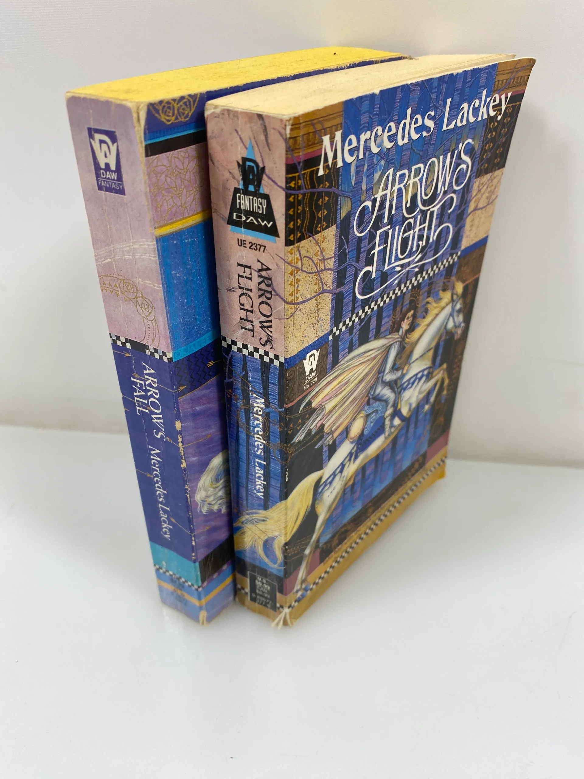 IMG_8313_02551390-3376-4dbf-b6c3-e5e0aeb193e2.webp Lot of 2 Mercedes Lackey Arrows Series paperbacks 1987-1988