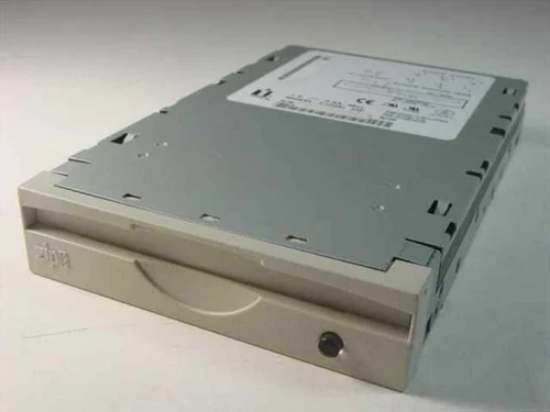 Iomega 02978D00Zip Drive Internal Z100si