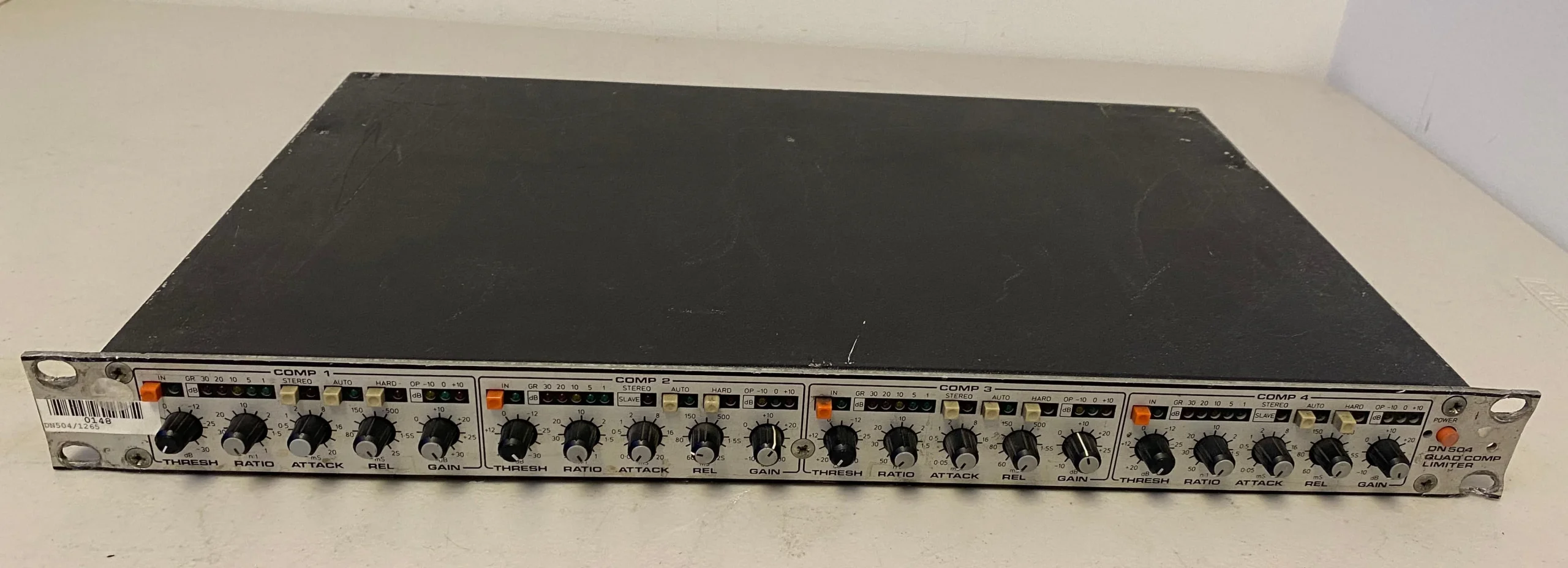 Klark_Teknik_DN504_Front_2.webp Klark Teknik DN504 Quad Compressor