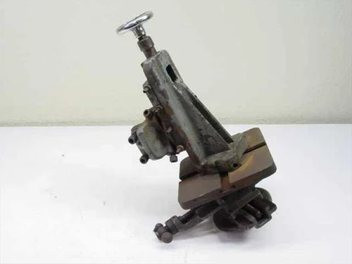 Lathe-Attachment-10-501-508-Stage-X-Y-Z-2ea-w-90-degree-rotation_118973__10799.1707971870.500.750.webp Lathe Attachment 10-501, 508Stage X, Y, Z & 2ea w/ 90 degree rotation