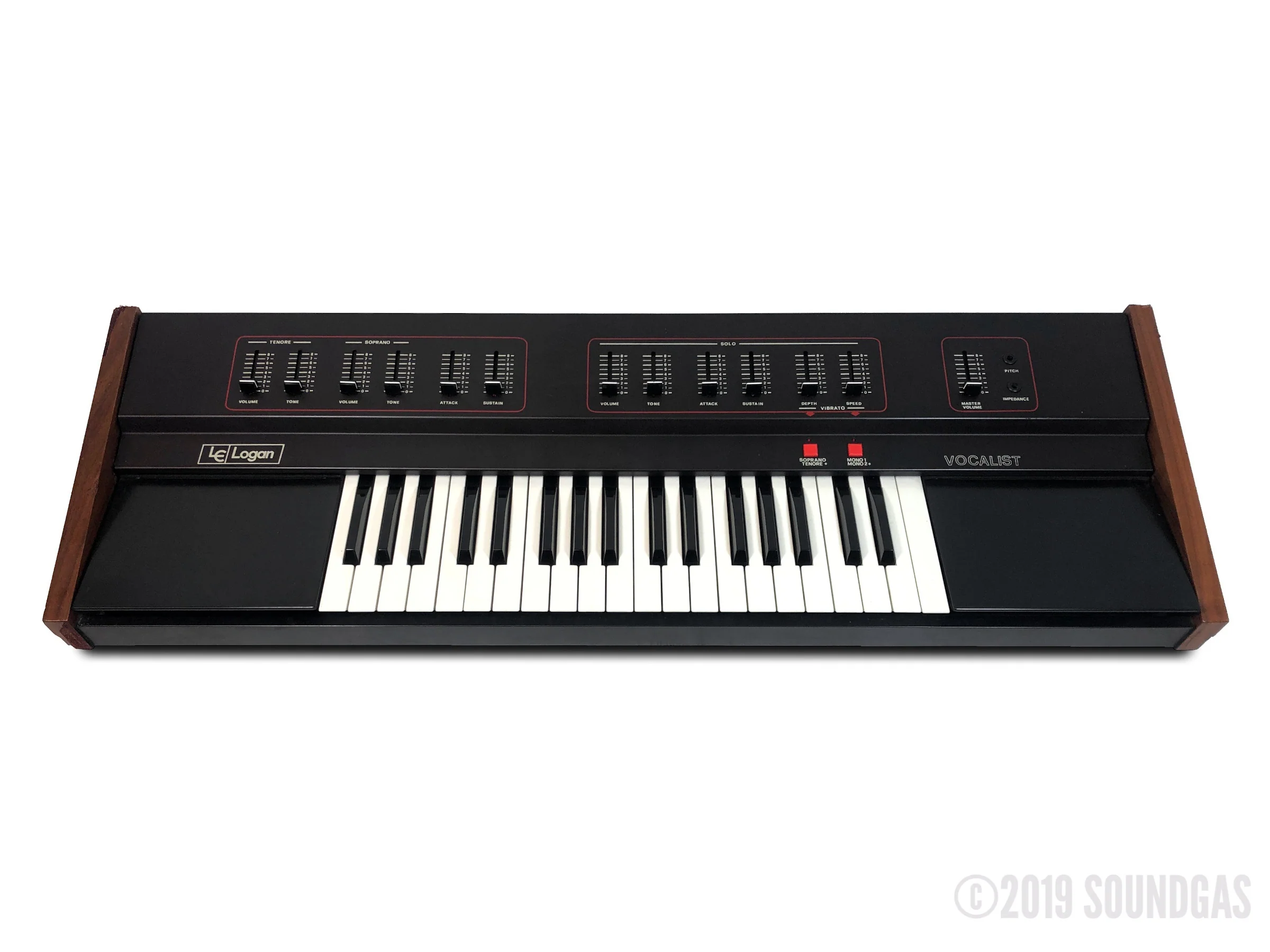Logan-Vocalist-Keyboard-Synthesiser-SN934-Cover-2.webp Logan Vocalist