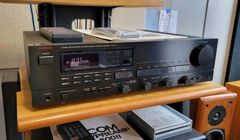 Luxman TP-114 Preamp, Controller, Tuner
