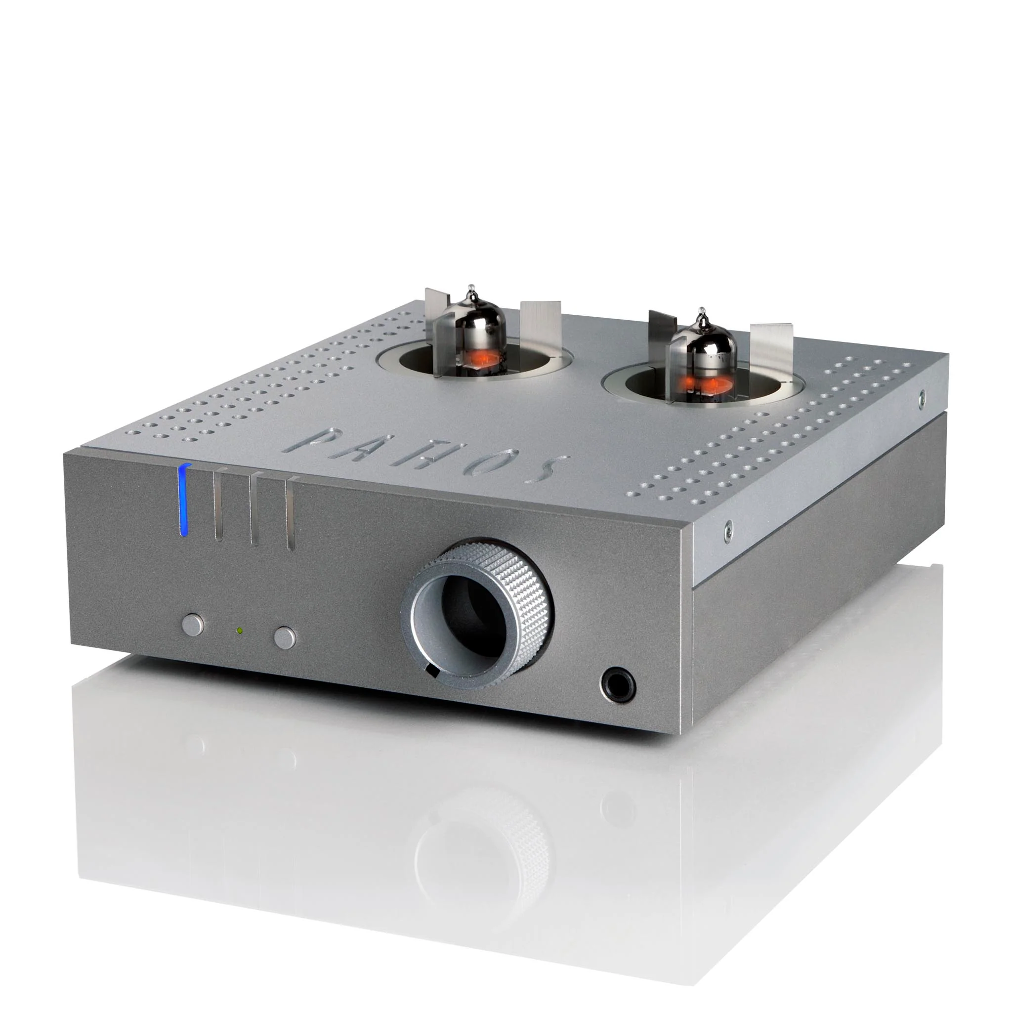 MG_1509_2048x2048_451fdac0-5b74-4d89-90a7-c8f96812998b.webp Pathos Aurium Headphone Amplifier