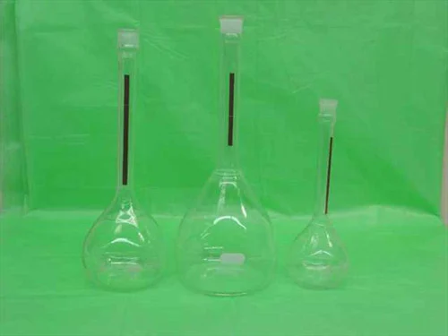 Pyrex-Kimax-Flask-Set-200ml-500ml-Volumetric-flasks_123365__90113.1707995159.500.750.webp Pyrex / Kimax Flask Set200ml 500ml Volumetric flasks
