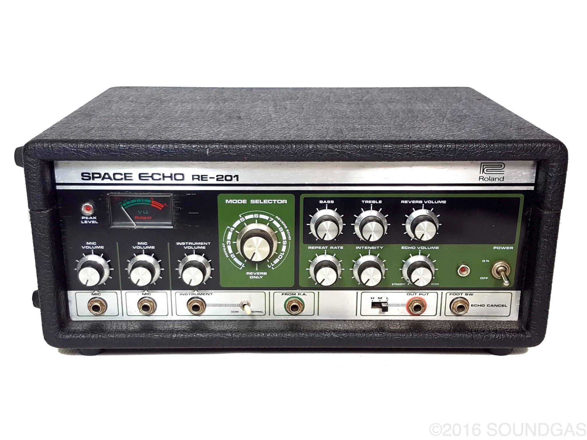 Roland-RE-201-Space-Echo-120V-Tape-Echo-Cover-2_223f9170-1b10-4113-ad4d-289d0c481379.webp Roland RE-201 Space Echo.