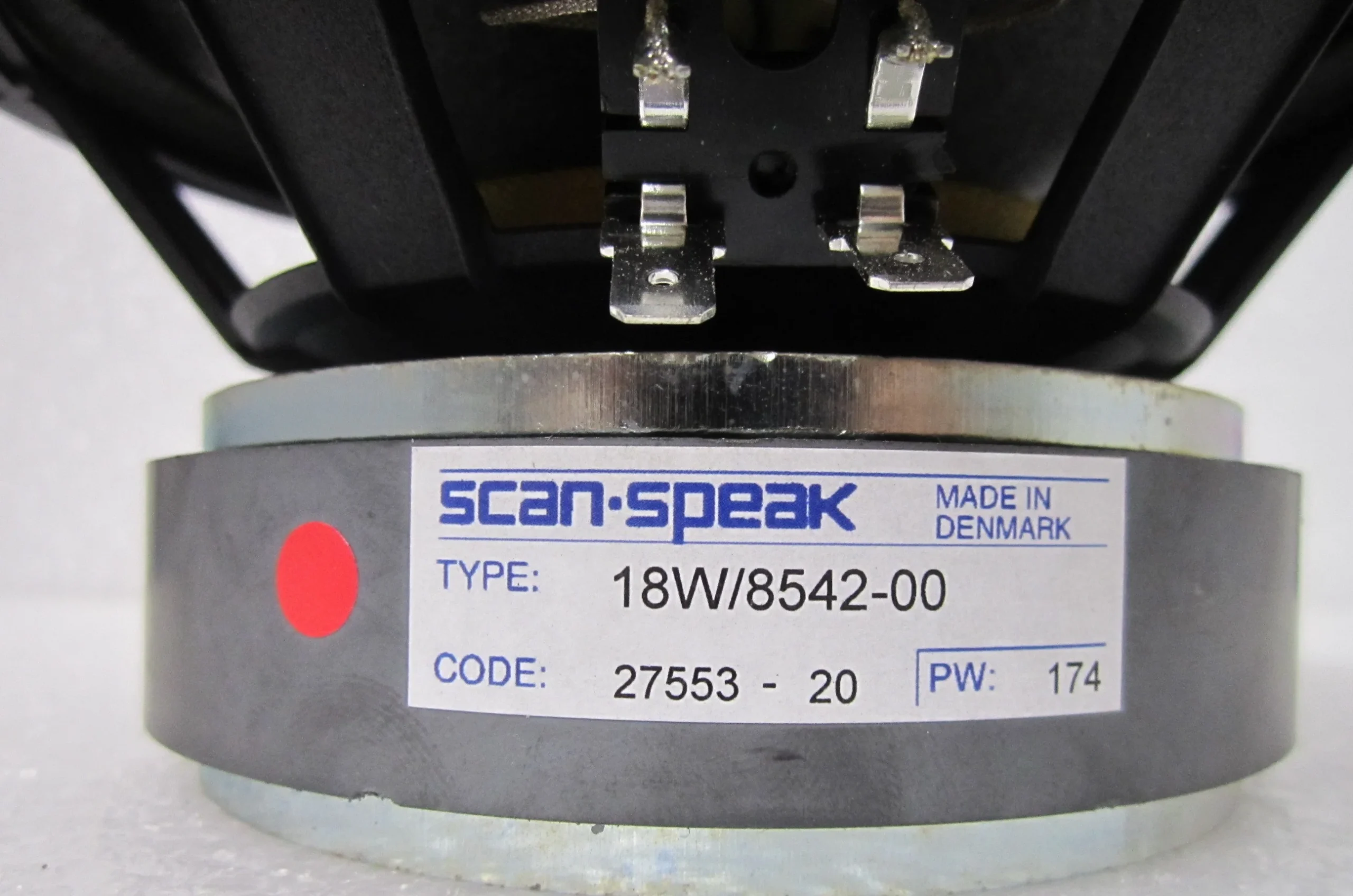 Scan-Speak 18W/8542-00 Midwoofer, Set of 2