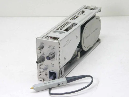 Tektronix 7A11Amplifier w/ Built in Probe Oscilloscope Plug-In