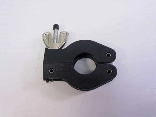 Veeco-QF10-QF16-Vacuum-Hose-Quick-Connect-Clamp-w-Wingnut_135322__01771.1708059946.500.750.webp Veeco QF10 QF16Vacuum Hose Quick Connect Clamp w/ Wingnut