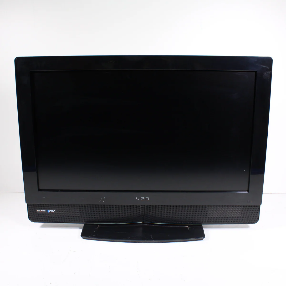 Vizio VW32L HDTV10A 32" 1080i HD LCD Television