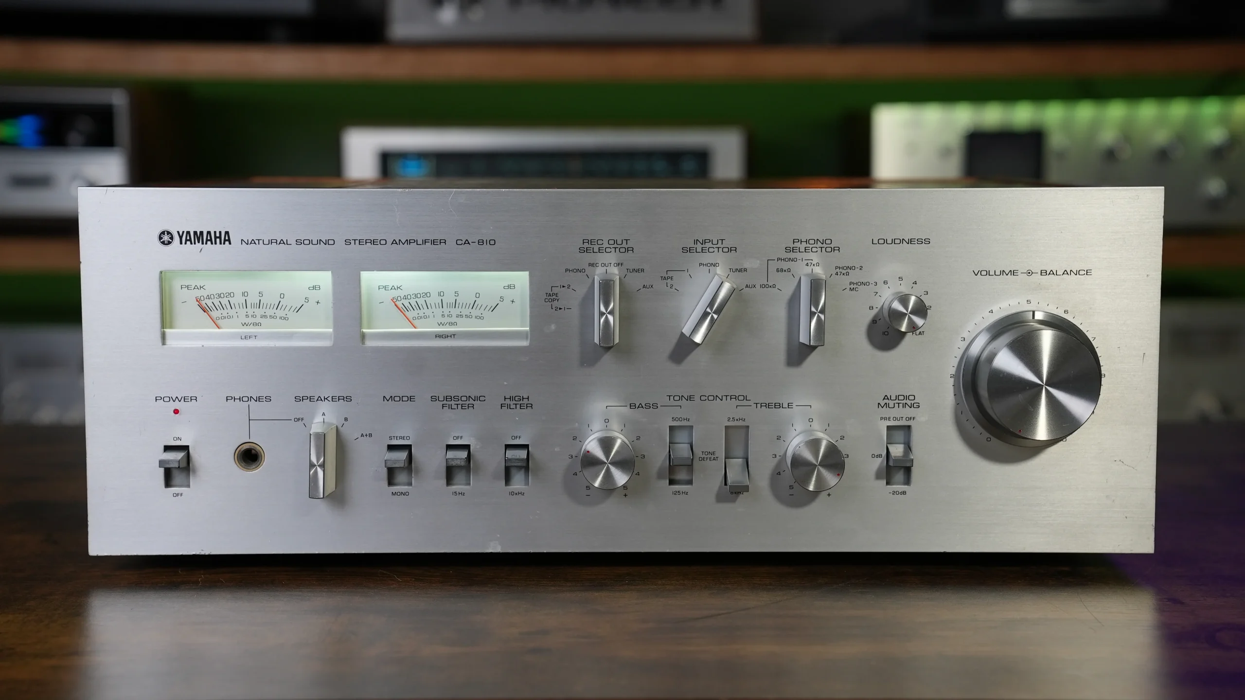 YamahaCA-810_front.webp Yamaha CA-810