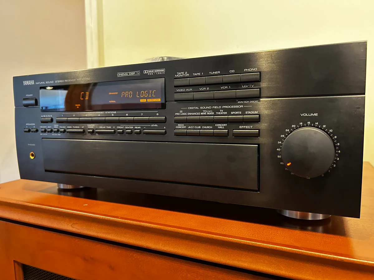 Yamaha RX-V2090, Versatile HiFi Receiver