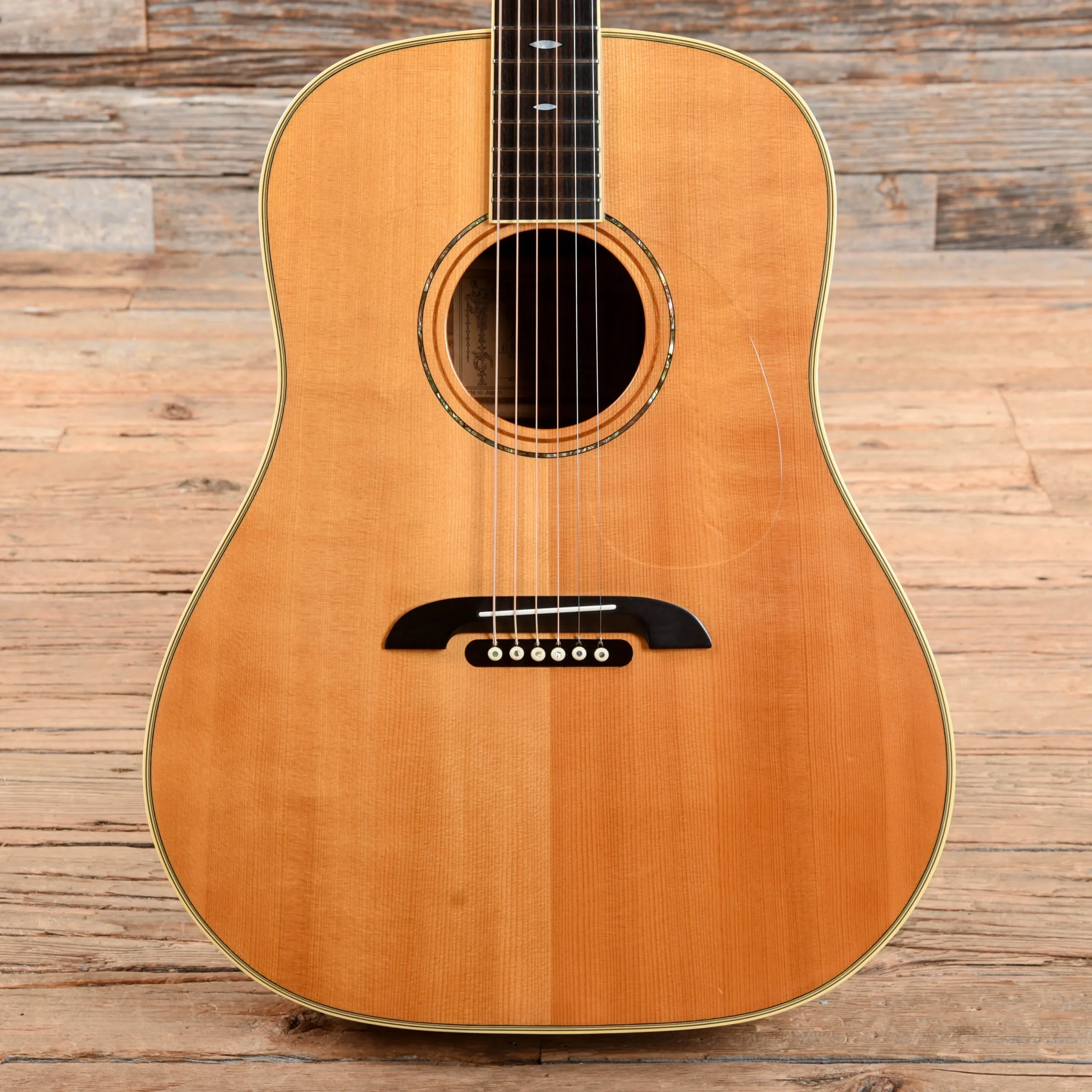 Alvarez Yairi DY-84K Natural