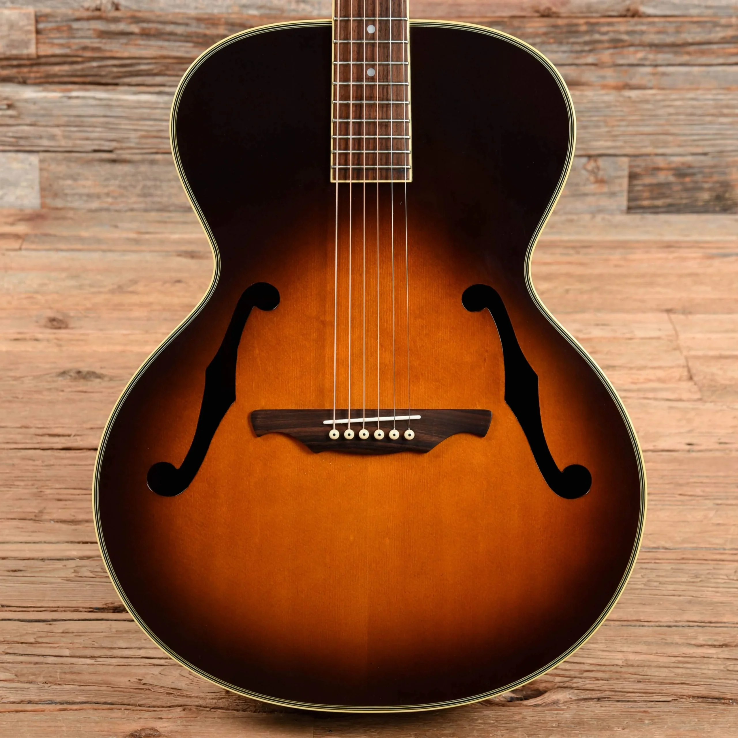 Alvarez Model 5055 Bluesman Sunburst