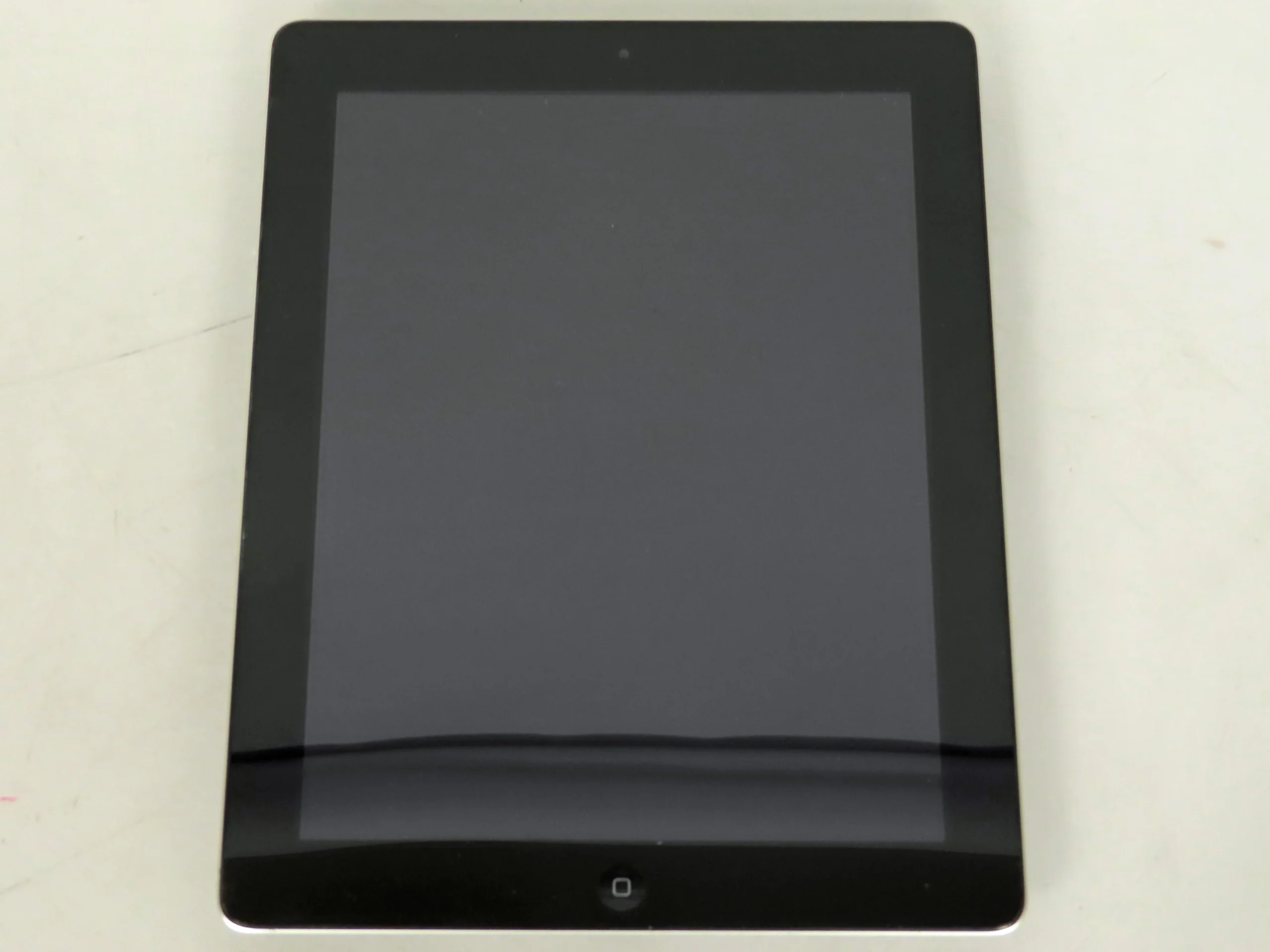 Apple iPad 2 32GB 9.7" Wifi Only Black A1395