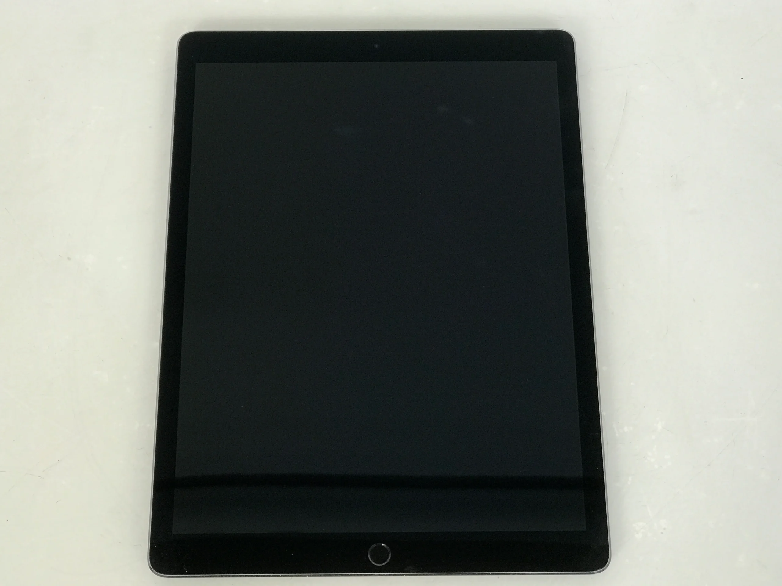 Apple iPad Pro 2nd Gen 256GB 12.9" WiFi Only Silver A1670 - Cracked Corner