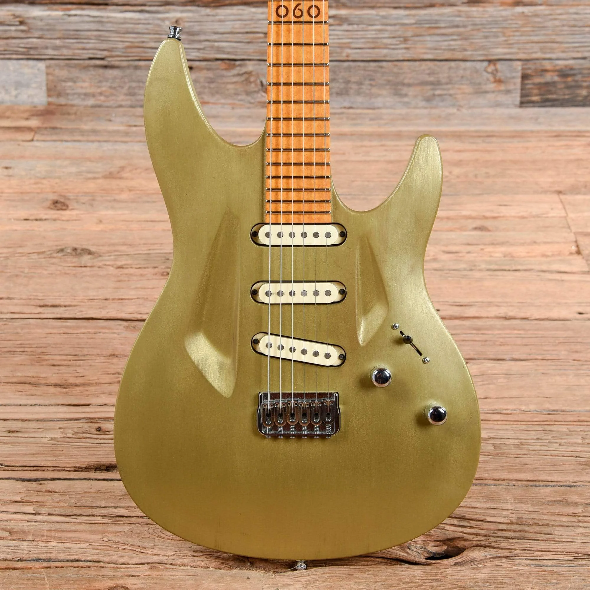 aristides-electric-guitars-solid-body-aristides-060-brushed-gold-5979734-28528089071751.webp Aristides 060 Brushed Gold