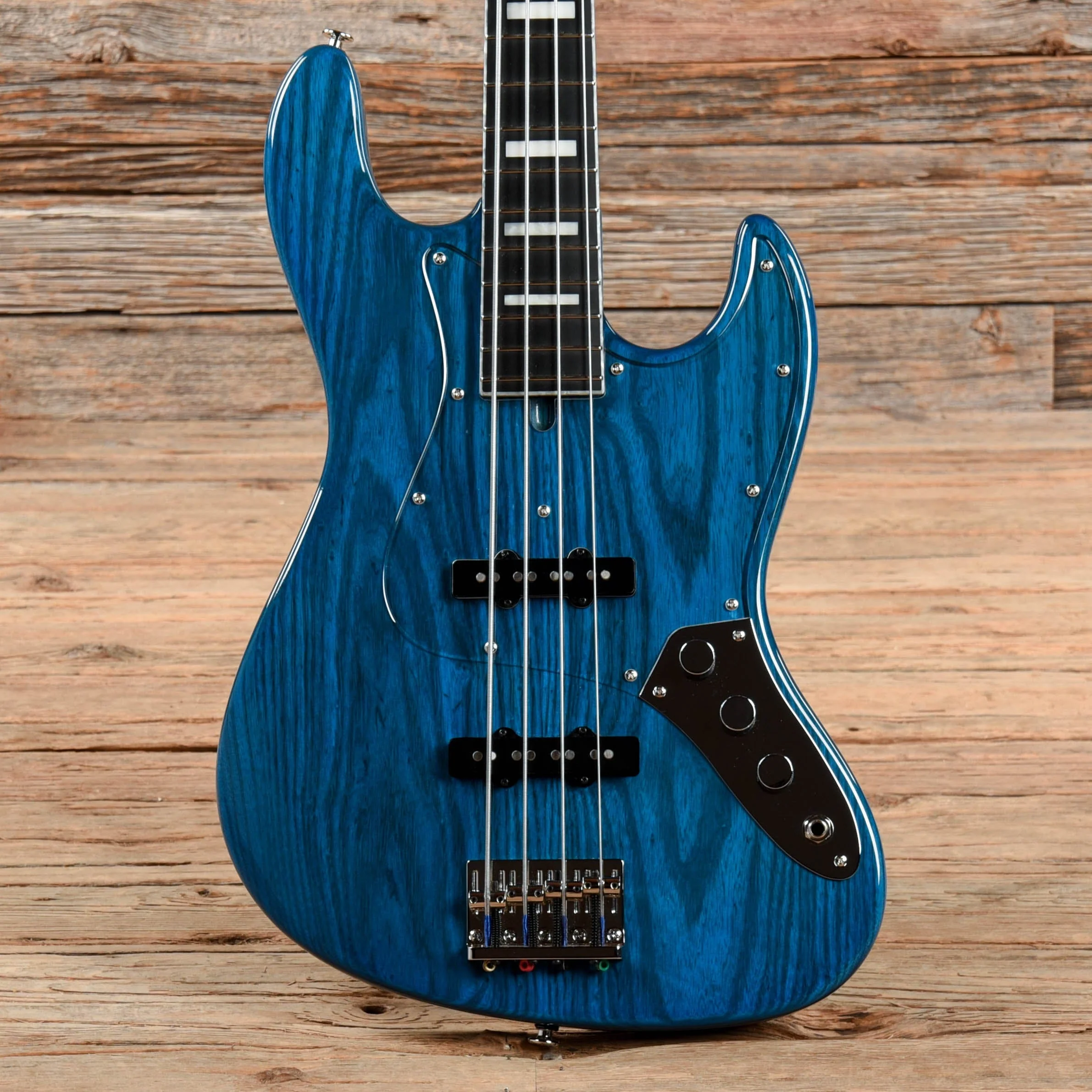 Bacchus Woodline Handmade Blue