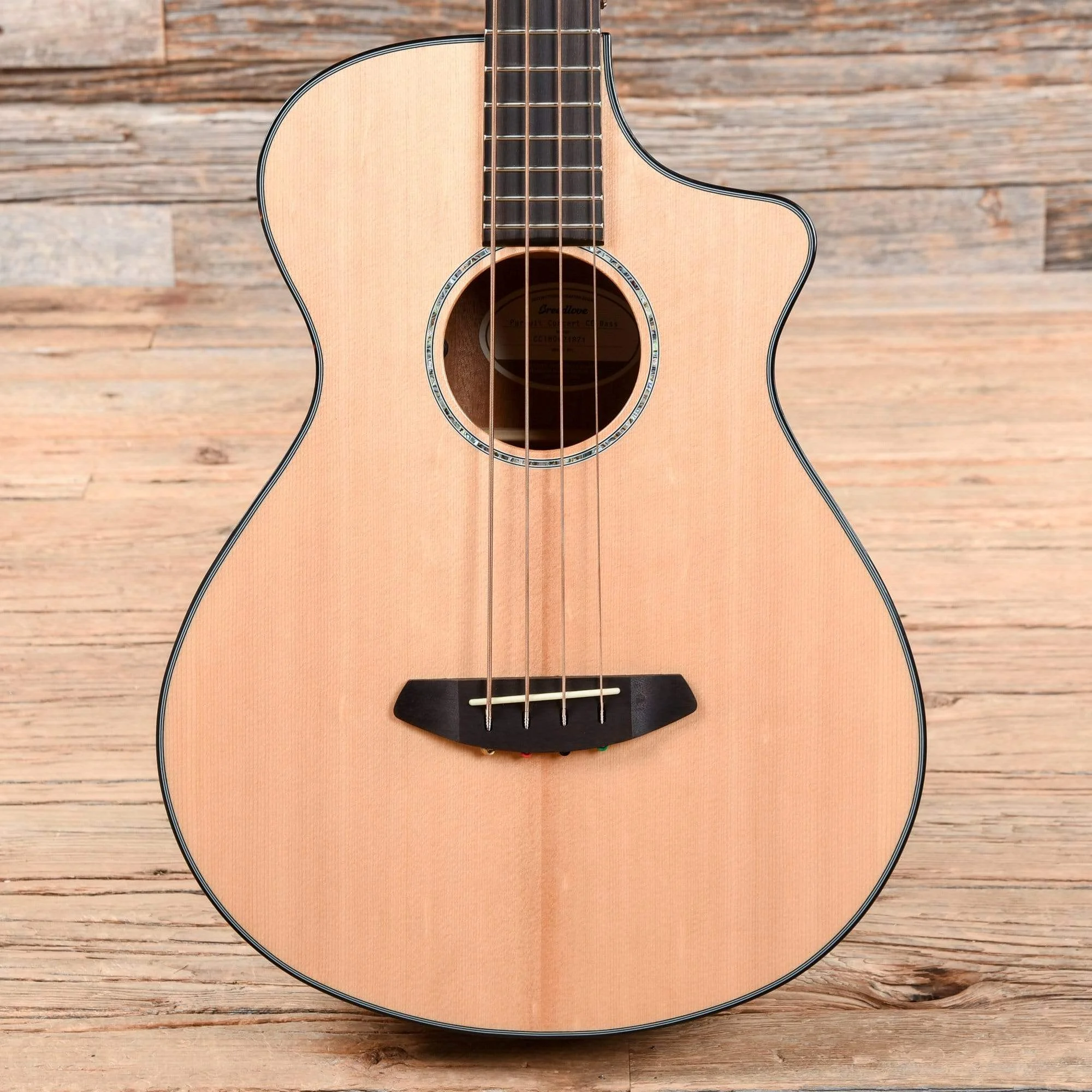 Breedlove Pursuit Concert Bass CE Sitka/Mahogany