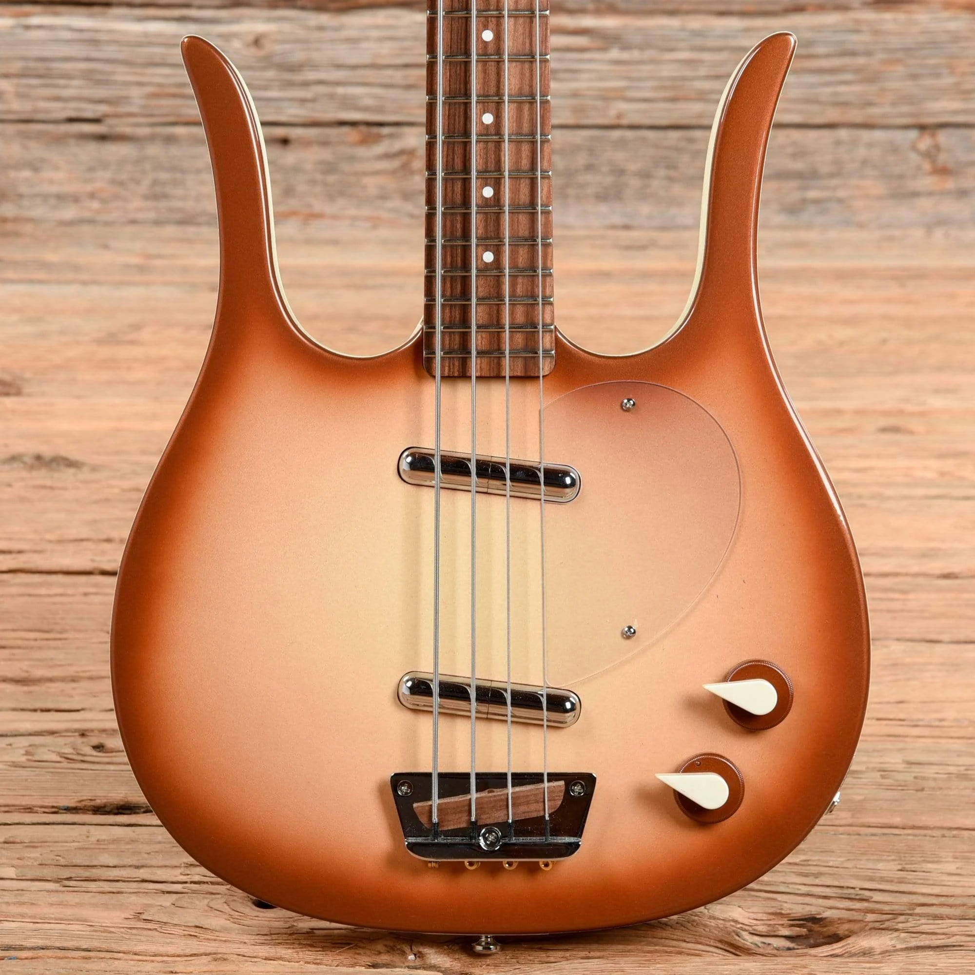 danelectro-bass-guitars-short-scale-danelectro-longhorn-bass-copper-burst-u3395854101-28402120294535.webp Danelectro Longhorn Bass Copper Burst