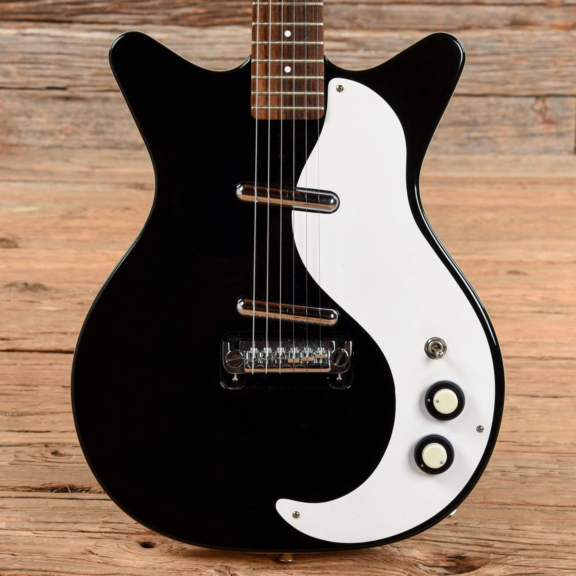 danelectro-electric-guitars-solid-body-danelectro-59m-nos-double-cutaway-black-u3462813601-28592286597255.webp Danelectro '59M NOS Double Cutaway Black