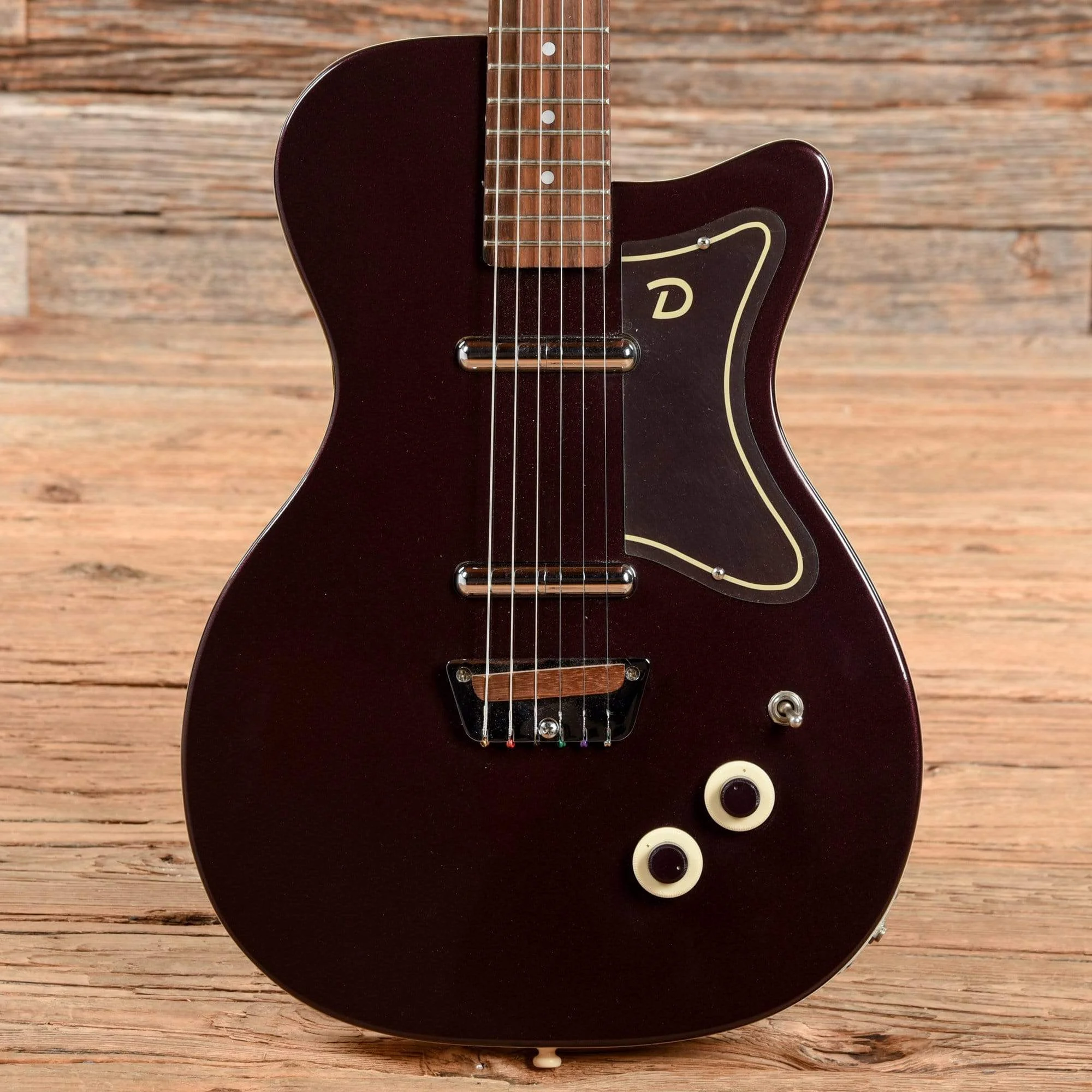 danelectro-electric-guitars-solid-body-danelectro-u-2-reissue-burgundy-u3390703901-28409661358215.webp Danelectro U-2 Reissue Burgundy