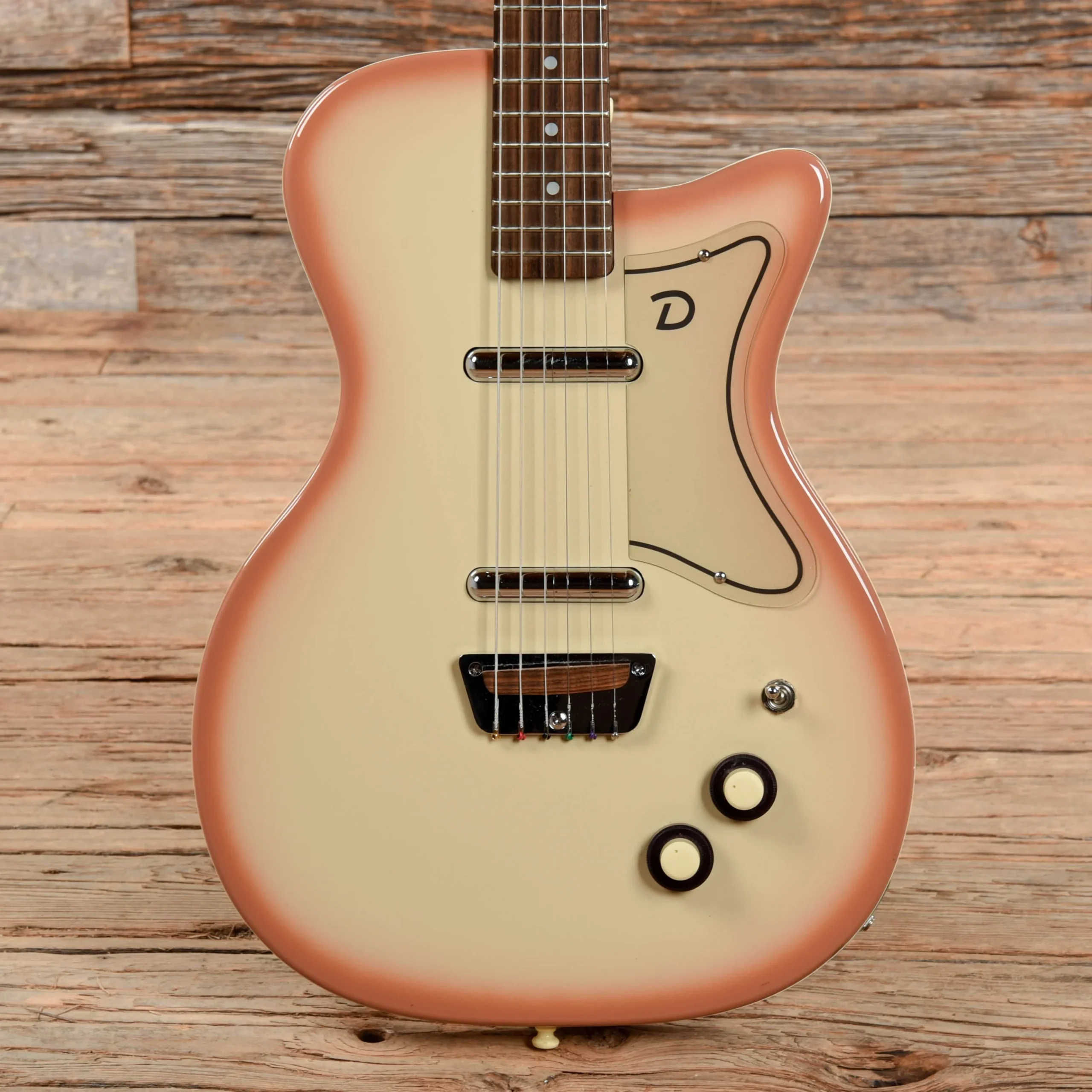 danelectro-electric-guitars-solid-body-danelectro-u2-reissue-copperburst-u3694511002-29059383001223.webp Danelectro U2 Reissue Copperburst