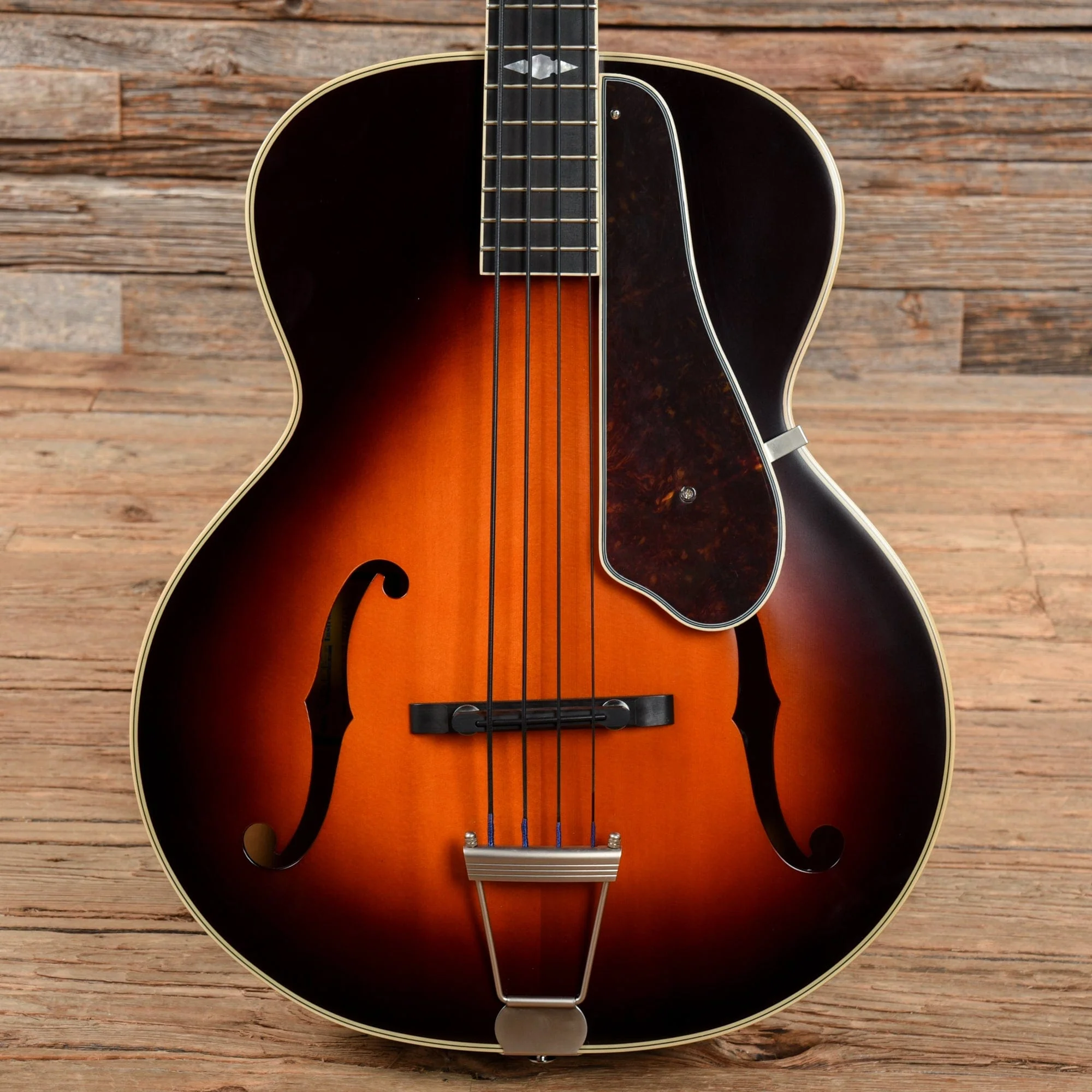 Epiphone Masterbilt De Luxe Classic Sunburst
