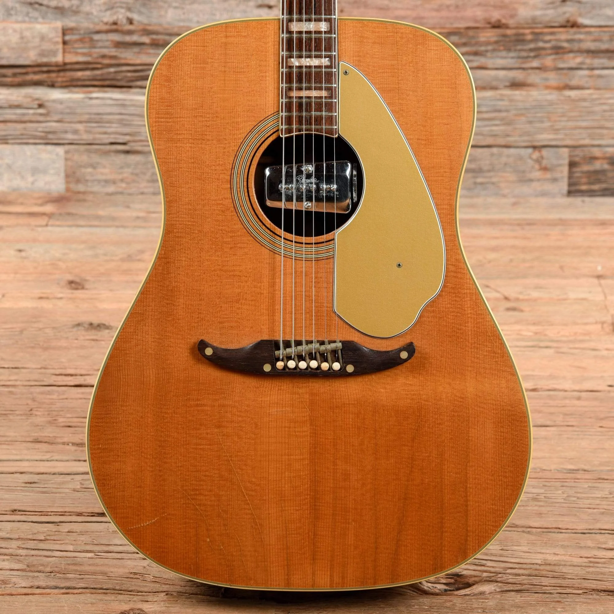 Fender Kingman Sunburst 1968