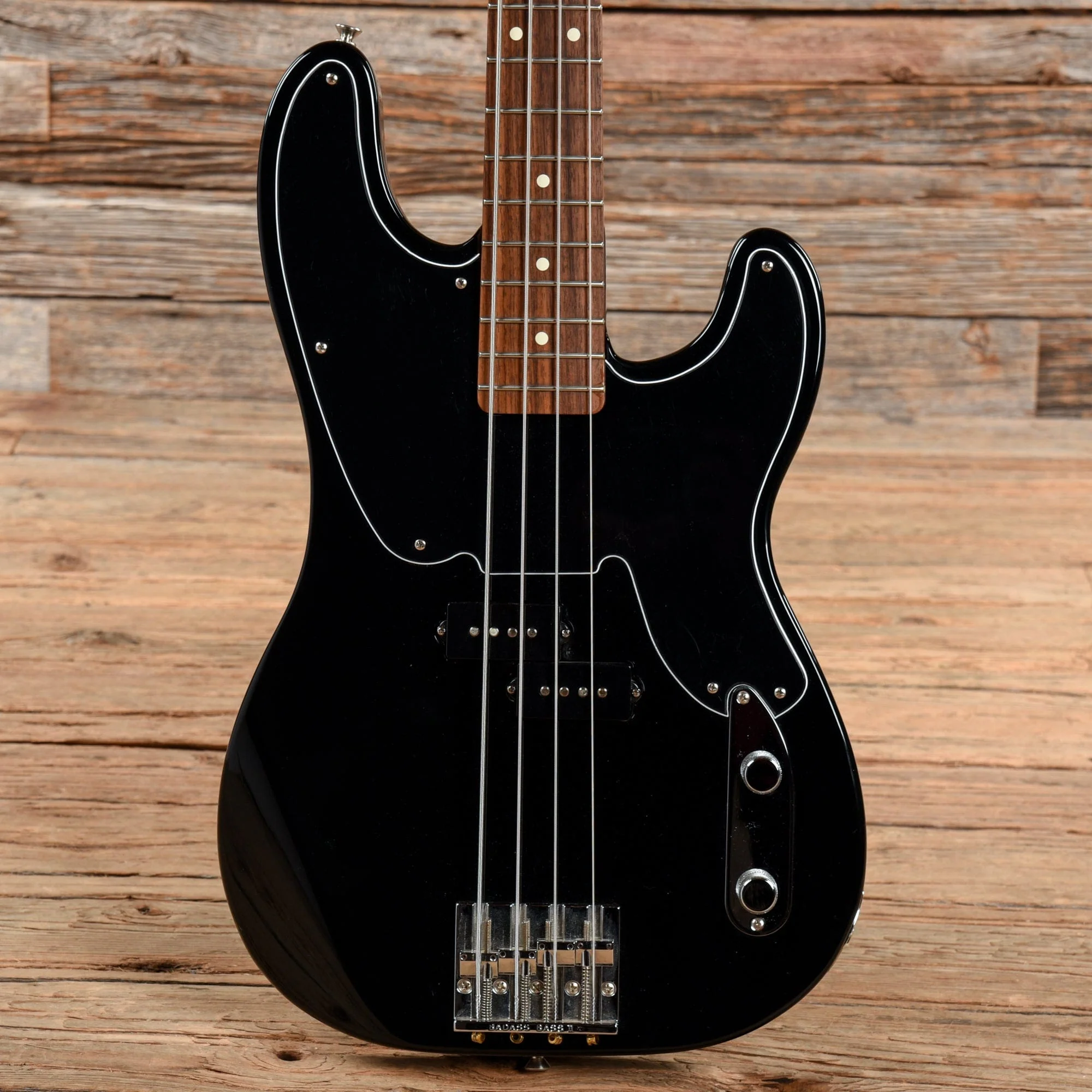 Fender Artist Mike Dirnt Signature Precision Bass Black 2004